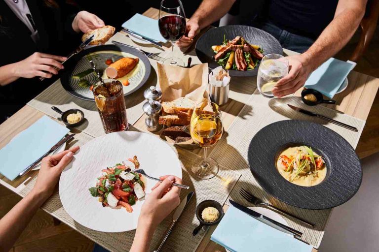 Fine Dining vs Casual Dining: What’s the Difference?